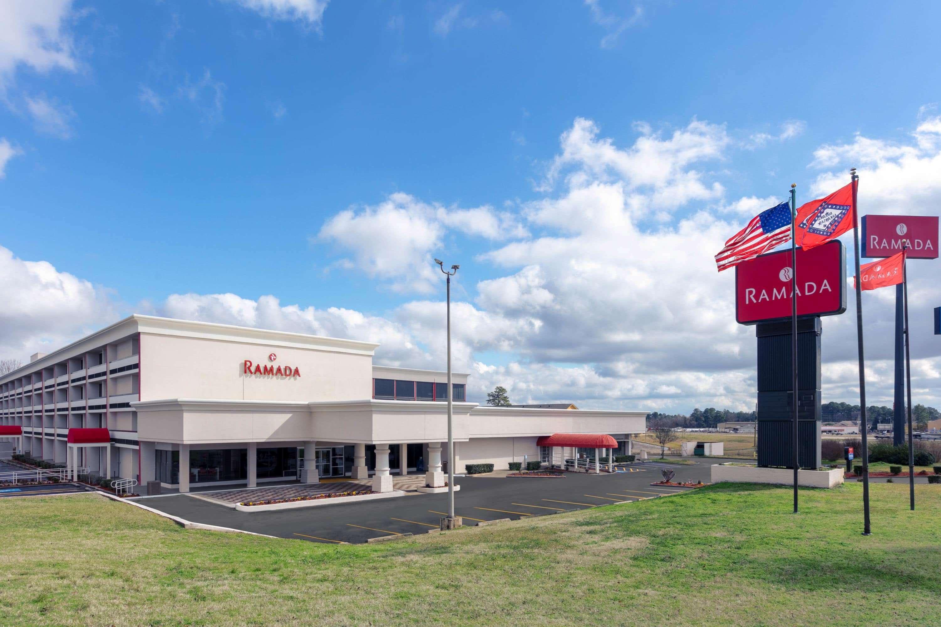 Travelodge By Wyndham Texarkana Ar Экстерьер фото
