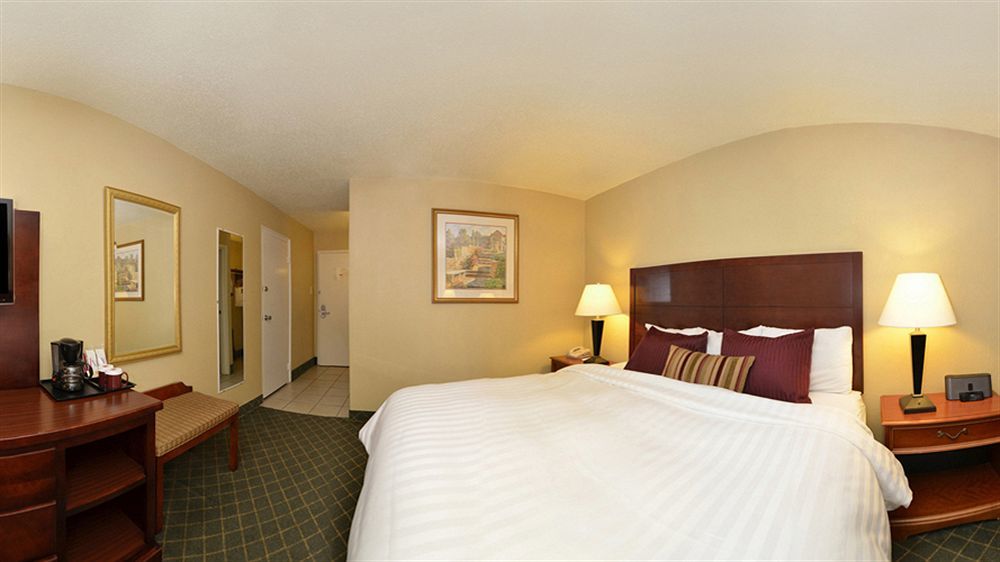 Travelodge By Wyndham Texarkana Ar Экстерьер фото