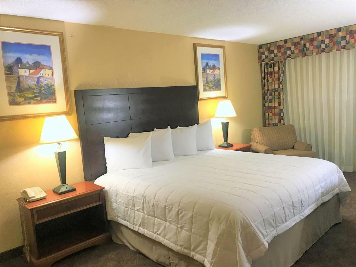 Travelodge By Wyndham Texarkana Ar Экстерьер фото